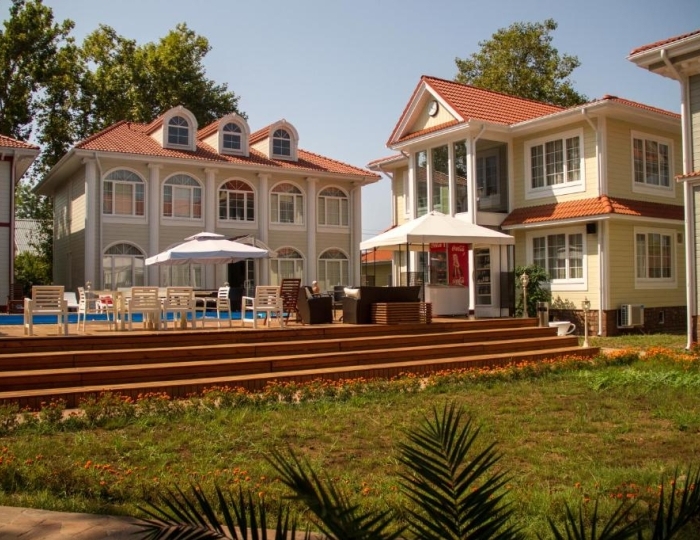 Отель Maxx / Макс Гудаута