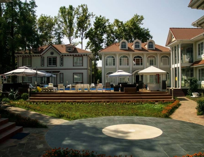 Отель Maxx / Макс Гудаута