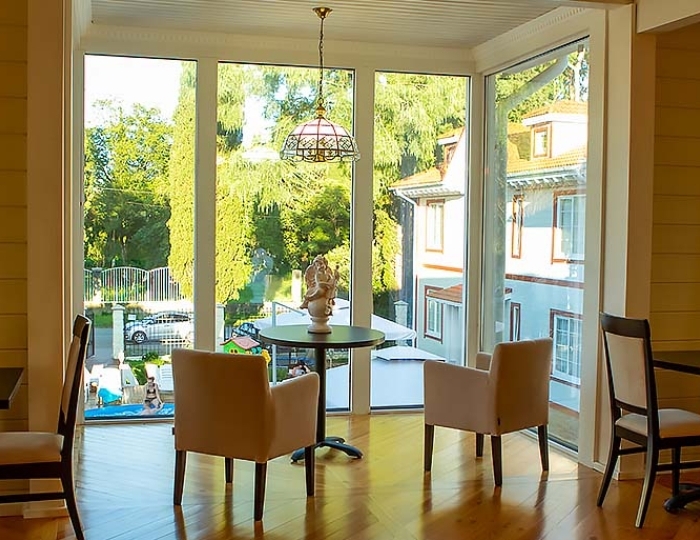 Столовая - Отель Maxx / Макс Гудаута